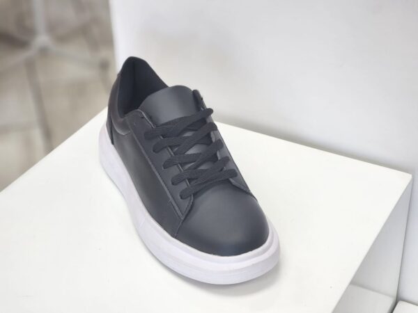 Ladies New Simplistic Sneaker 237 Black White - Image 3